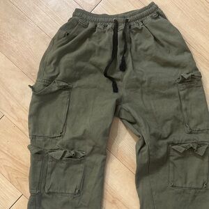 Cute cargo pants!